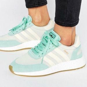 ADIDAS INIKI RUNNER IN PALE GREEN👟💚SUMMER MUST🌴